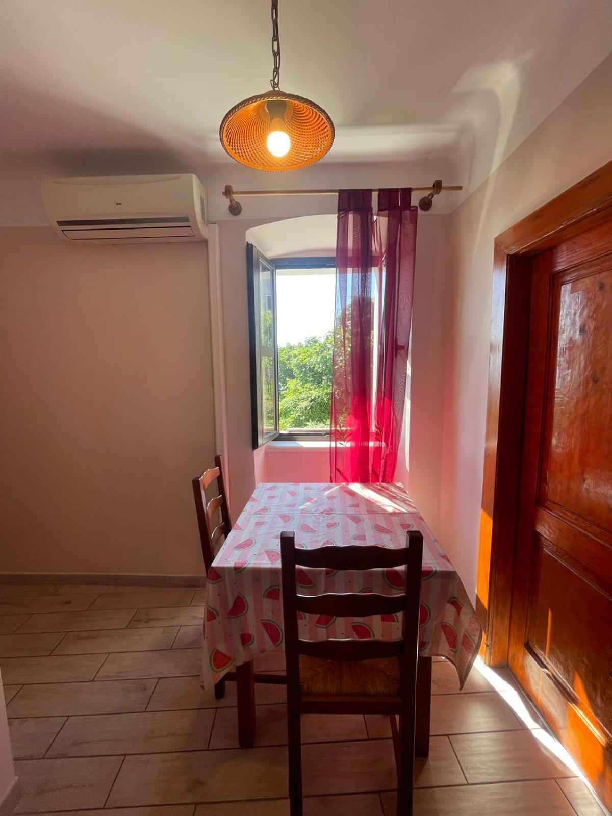 Crveni Apartman Cres Exterior photo